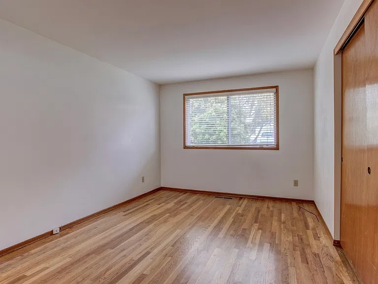 8970 SW Homewood St — Photo 6
