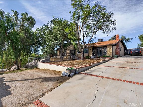 3rd image of 14435 Wood Rd