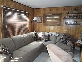 4th image of 801 Lake Dr NE