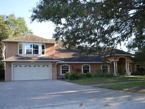 3322 Schefflera Rd, Tampa, FL 33618