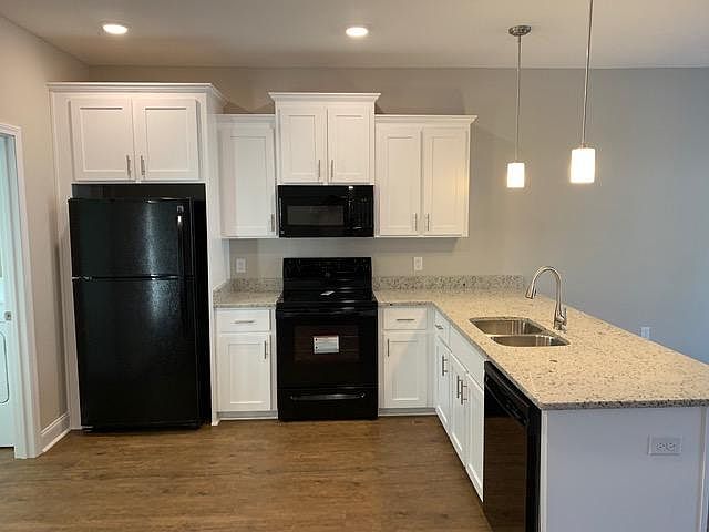 1st image of 132 Highlands Crossing Blvd