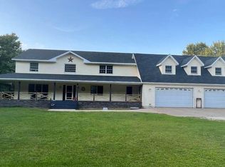 W2240 Davis Creek Rd, Melrose, WI 54642