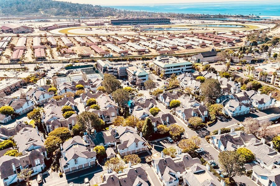 1st image of 540 Via De La Valle Unit G