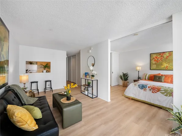 1617 Kapiolani Blvd APT 807, Honolulu, HI 96814