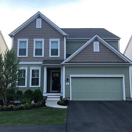 1st image of 215 Stonehaven Dr