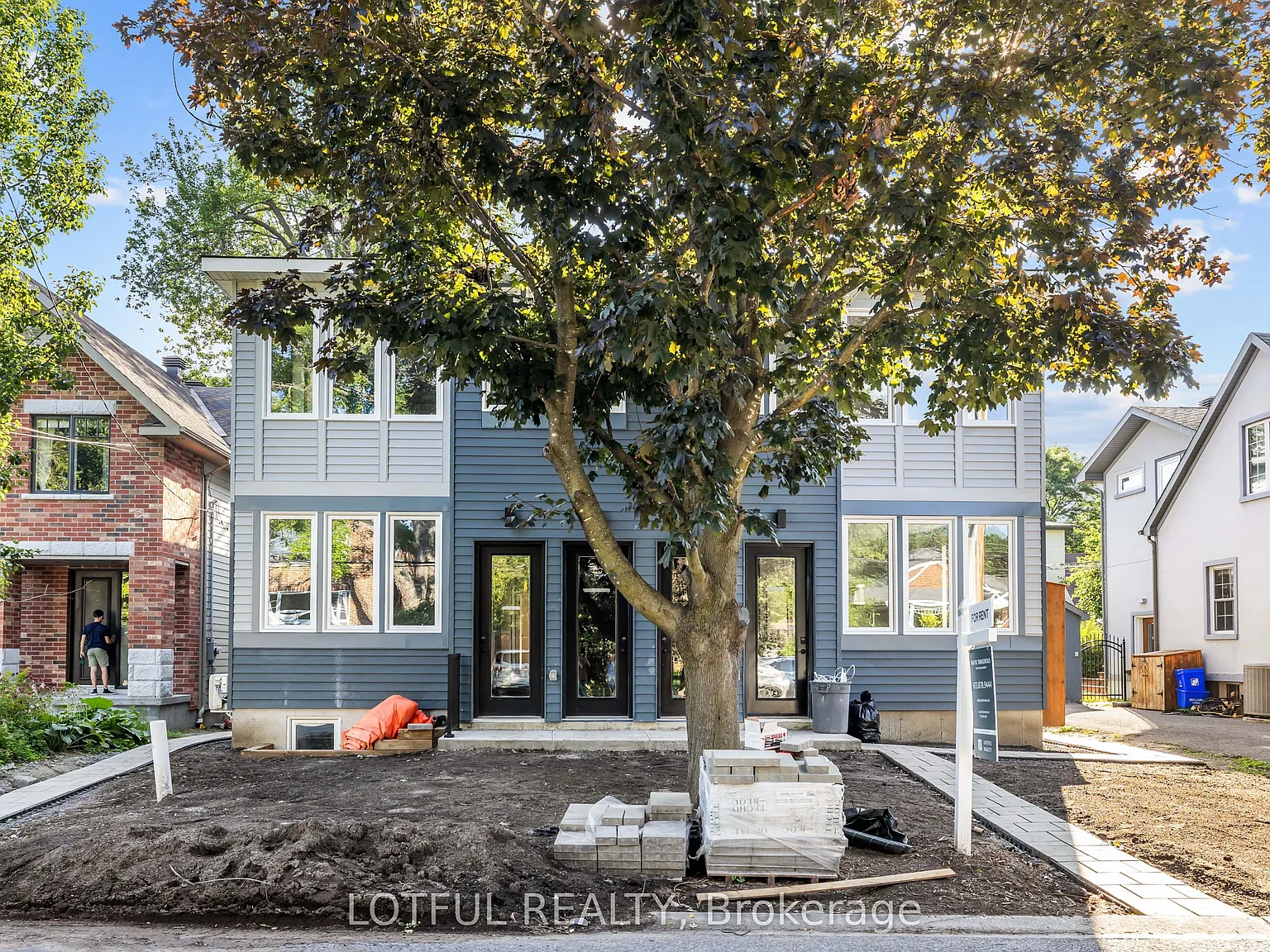 3 bed, $2,900 — Photo 2