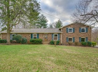 280 Indian Lake Rd, Hendersonville, TN 37075