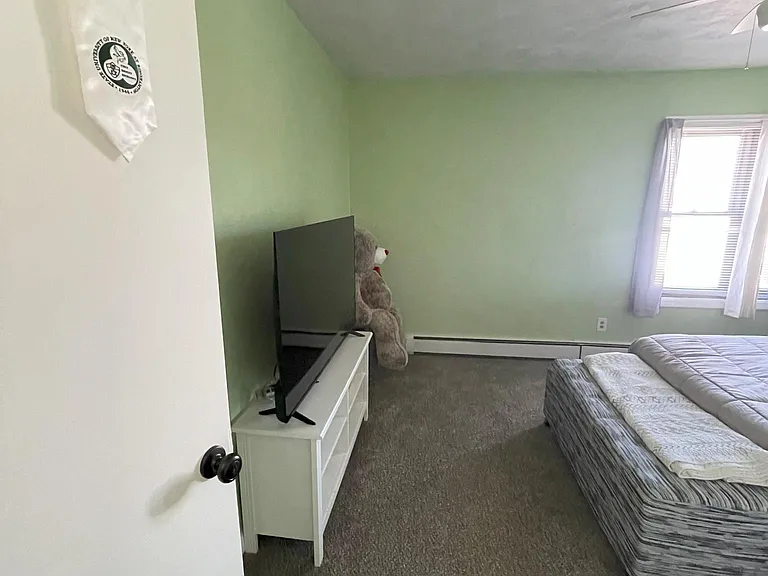 54 Colfax Ave — Photo 15