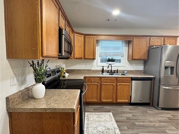 4th image of 6298 Mimosa Gardens Cir