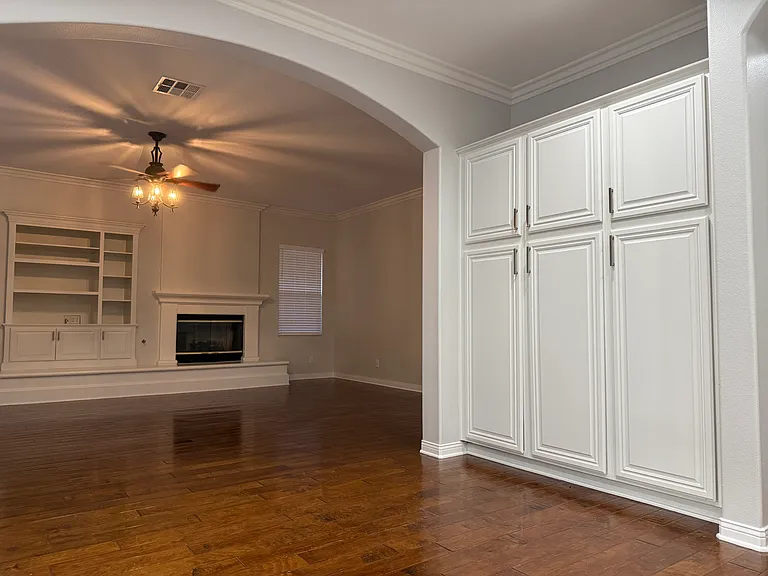 Open plan gamily and dining room