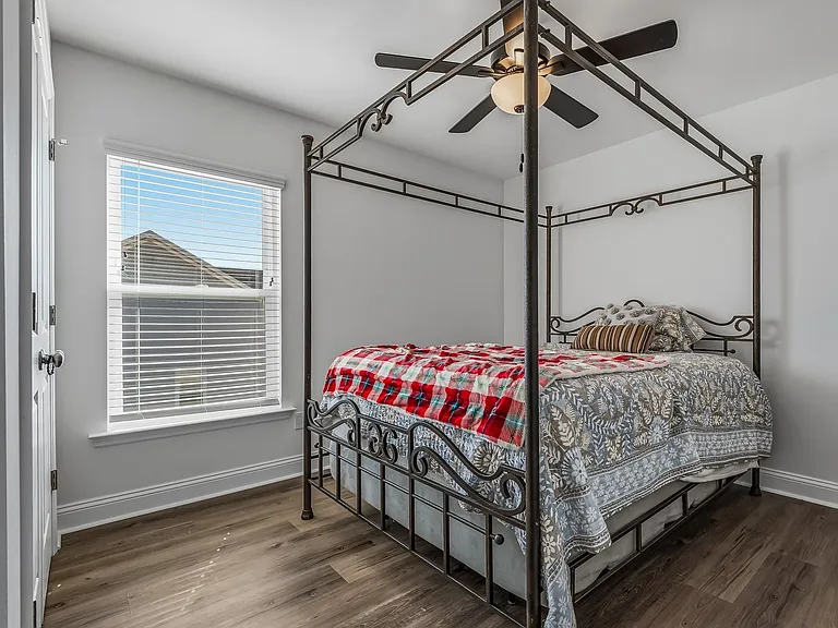 3836 Ardmore Ln — Photo 28