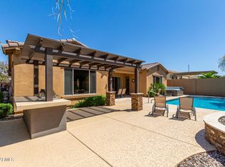 6716 S Lyon Dr, Gilbert, AZ 85298