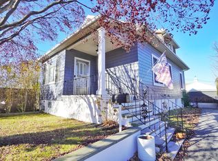 579 Watchogue Rd, Staten Island, NY 10314