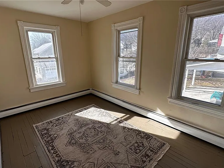 21 Davey Ave — Photo 25