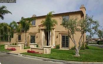 1st image of 437 Holmwood Dr