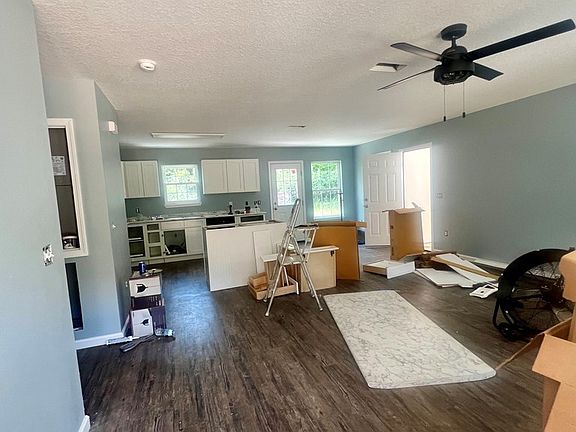 2nd image of 1485 Woodvalley Dr