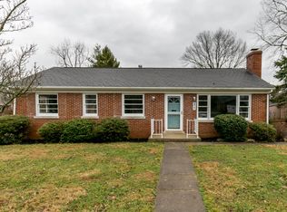 977 Stonewall Rd, Lexington, KY 40504