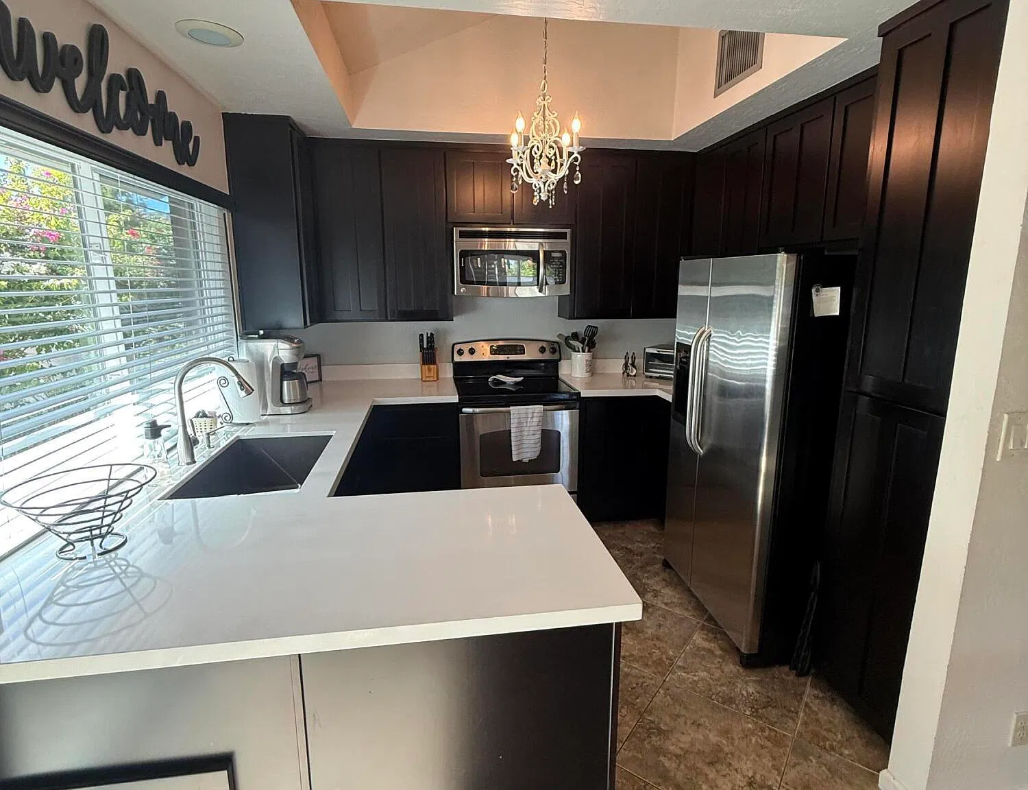 2 bed, 2.0 bath, 1184 sqft, $4,500 — Photo 4