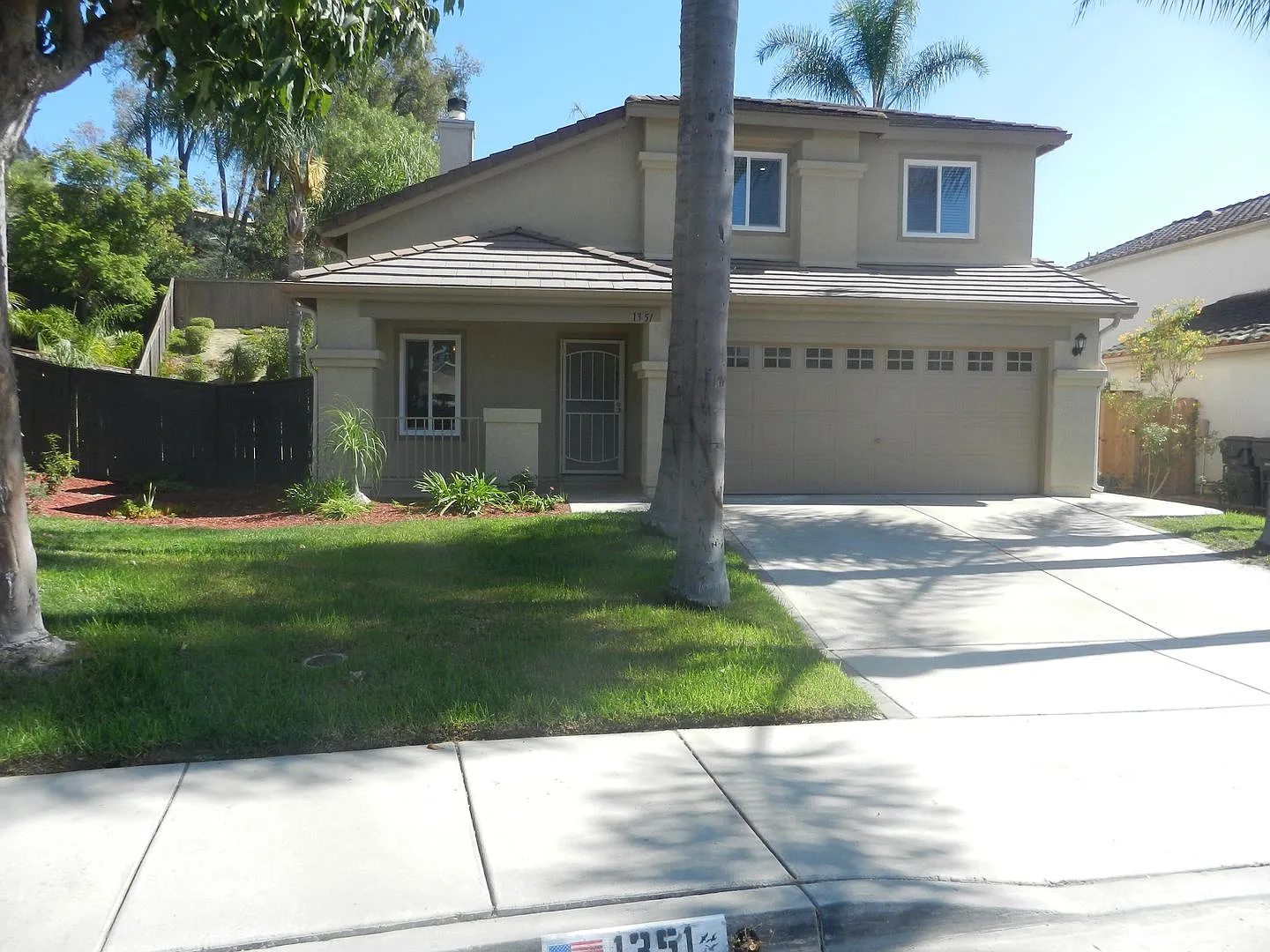 Beautiful two story Home 4 Bedroom 2.5 bathroom in the sought after neighborhood of Oceanside! — Photo 1