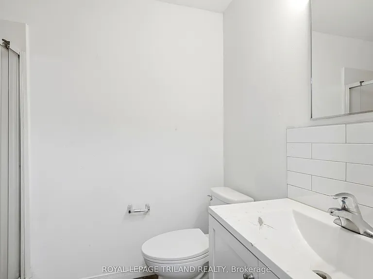 423 Richmond St #302 — Photo 9