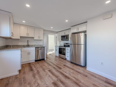 7 Pleasant St, Dracut, MA, 01826