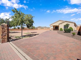 8312 W Soft Wind Dr, Peoria, AZ 85383