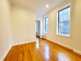 Rented by Kleier Residential