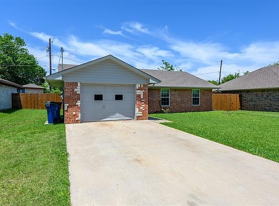 2nd image of 1605 Fairfield Cir
