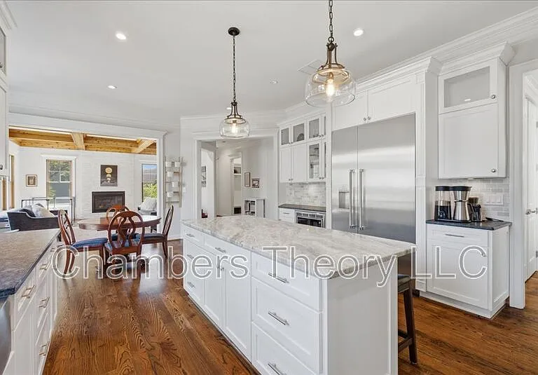 7010 Girard St — Photo 15