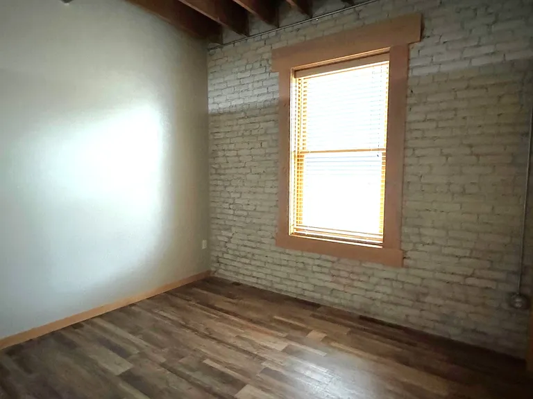 309 Roberts St N #203 — Photo 21