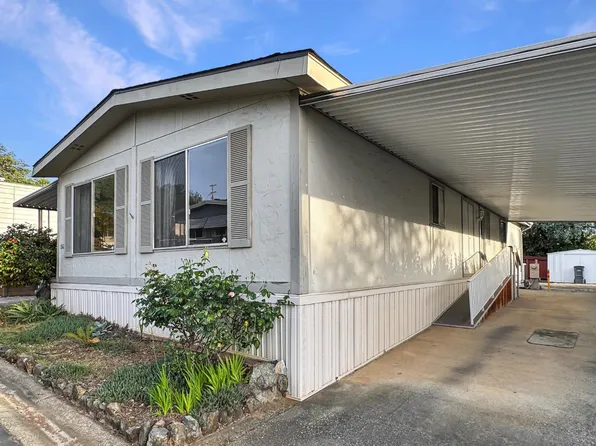 1542 Cottonwood Cir #14, Auburn, CA 95603