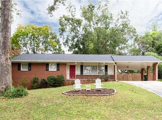 1678 Oak Ln NE, Atlanta, GA 30329