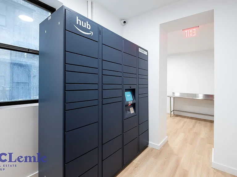 141 E 26th St #6D — Photo 18