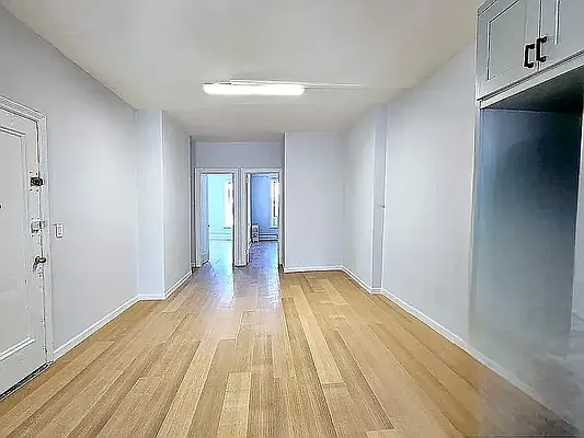 Living room, photo 3