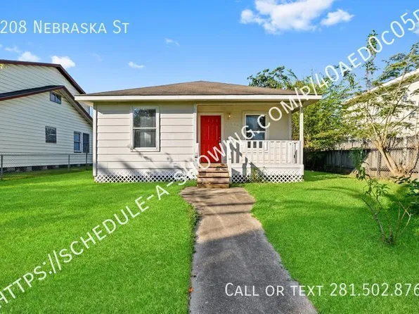 3208 Nebraska St, Baytown, TX 77520