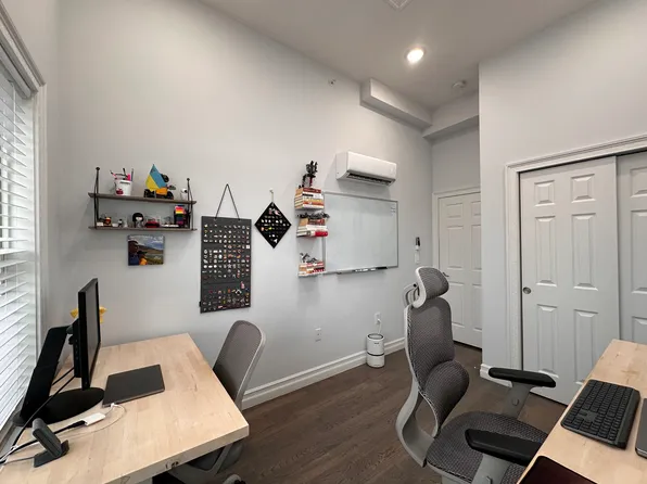 37 Spruce Street image 21 of 25