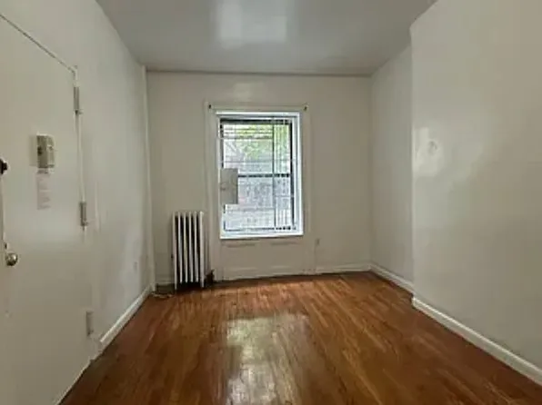 424 West 56th Street image 2 of 11