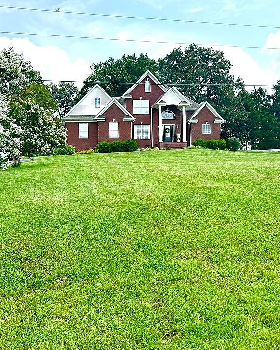 1st image of 260 Megan Ln