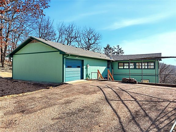 4th image of 70 Pleasant Ridge Dr