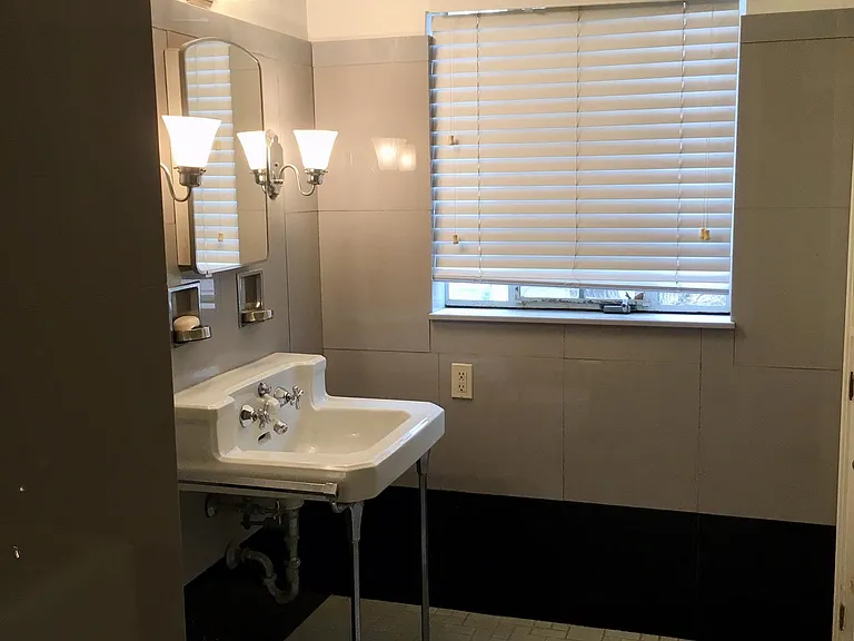 14731 Lake Ave #UP — Photo 10