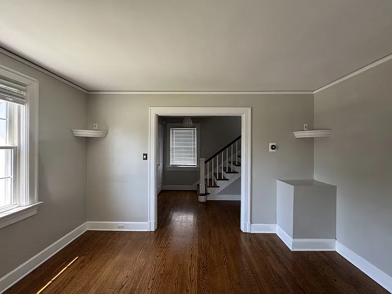 310 Yeardley Ave — Photo 14