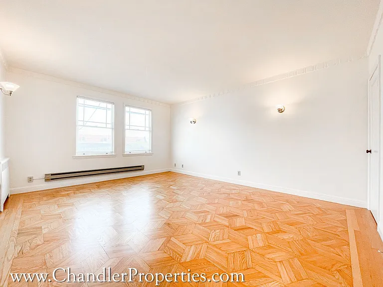 1800 25th Ave #&-1741-1755 — Photo 2