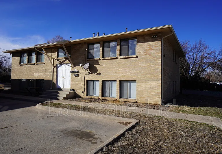 1305 Wolff St #4 — Photo 1