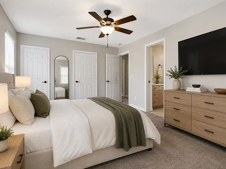 2761 Retreat View Cir — Photo 44