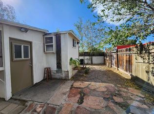 530 Utah St SE, Albuquerque, NM 87108