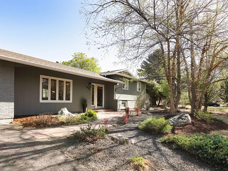6909 Harvest Rd — Photo 25