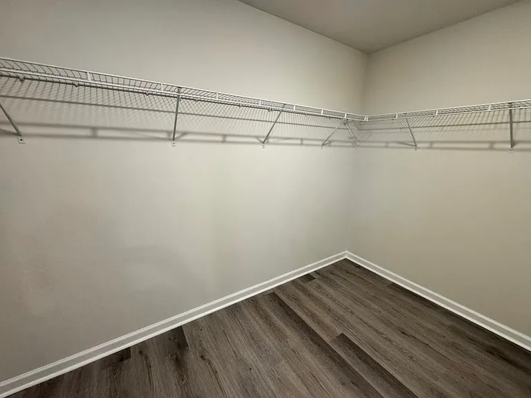 1011 Maylen Trce — Photo 15