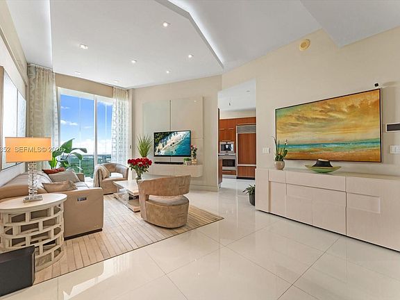 4th image of 15811 Collins Ave APT 3605