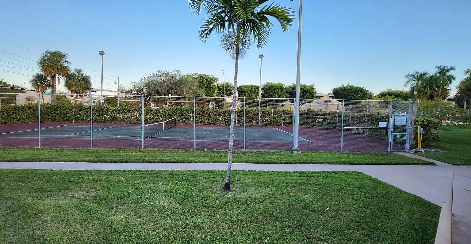 2 bed, 1194 sqft, $2,390 — Photo 3