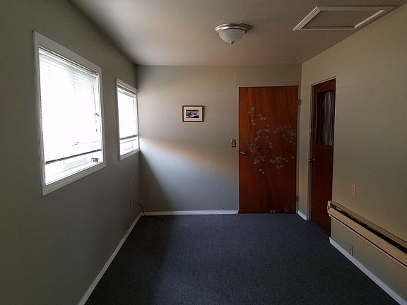 3rd image of 1740 NE 147th St #B